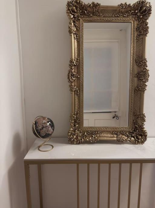 Suesse Wohnung In Zuercher Altstadt 3 زيورخ المظهر الخارجي الصورة